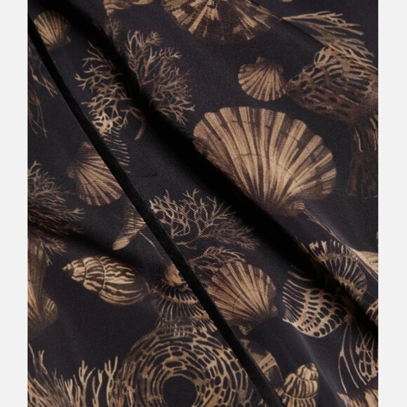 Co Seashell Print V-Neck Sleeveless Midi-Dress - Picture 6 of 6